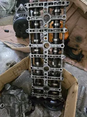 BMW 520d F10 Camshaft Assembly