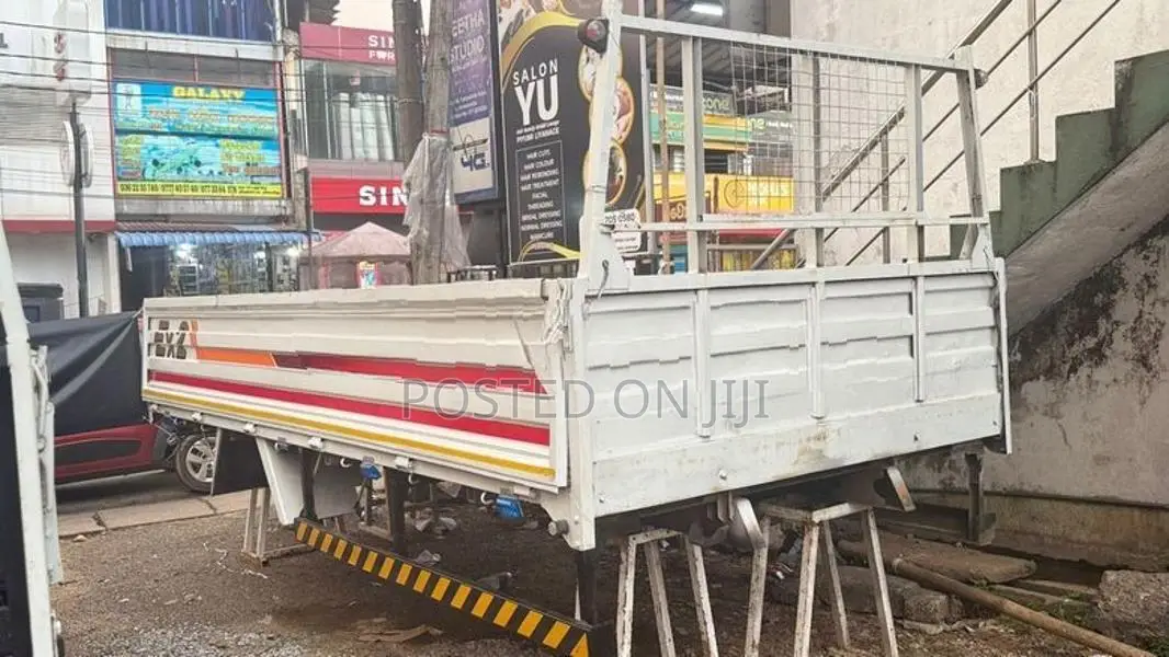 Tata 709 14.5 තට්ටුව