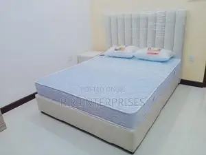 New 6*5 Ft Luxury Cushion Divan Bed with Spring Mattresses