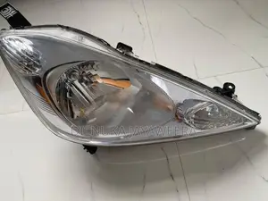 Fit Shuttle Right Head Light