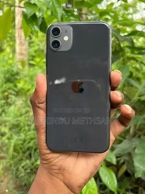 Apple iPhone 11 128GB (Used)