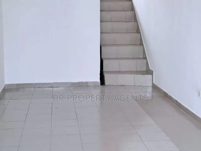 First Floor House for Rent in Pitakotte, Kotte