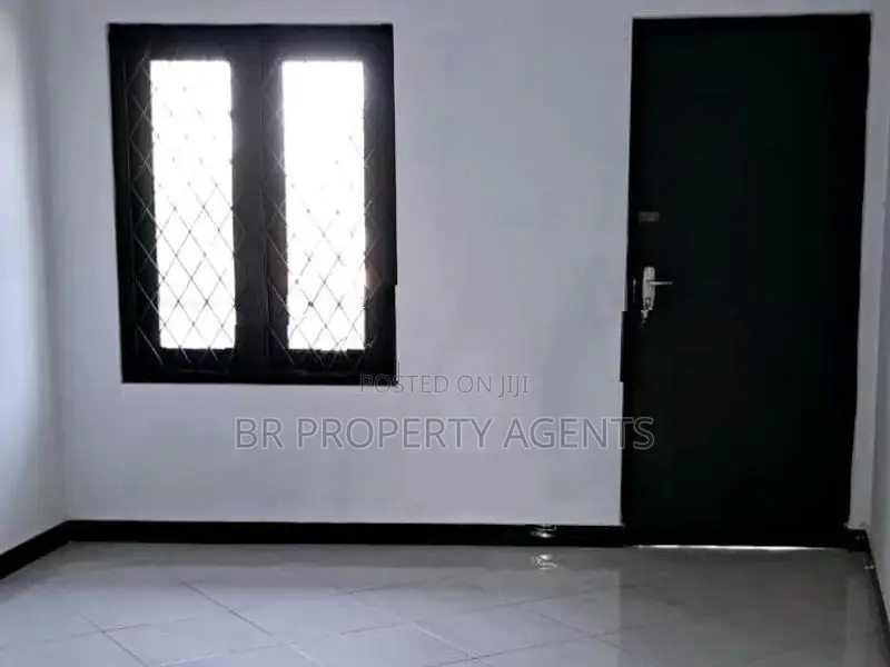 First Floor House for Rent in Pitakotte, Kotte