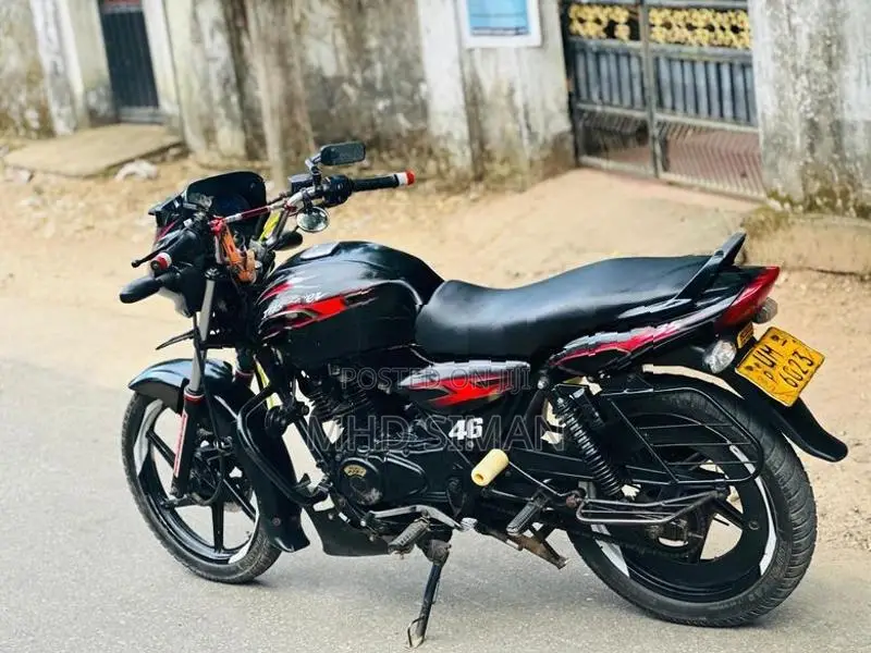 Bajaj Discover 2015