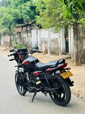 Bajaj Discover 2015