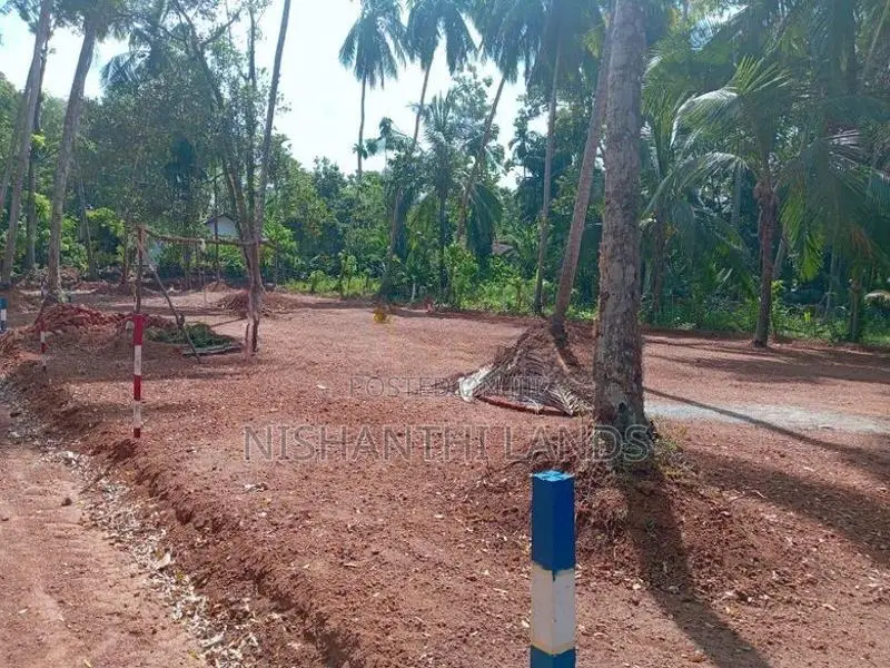 Land For Sale in Mirigama