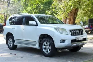 Toyota Land Cruiser Prado 150 TX Fully Loaded 2010