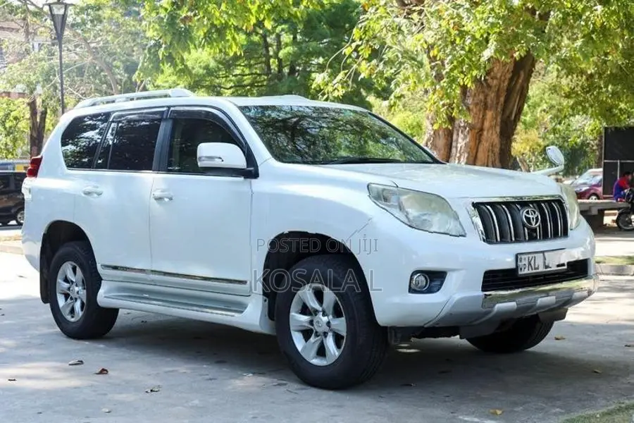 Toyota Land Cruiser Prado 150 TX Fully Loaded 2010