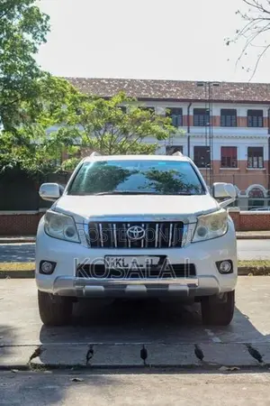Toyota Land Cruiser Prado 150 TX Fully Loaded 2010