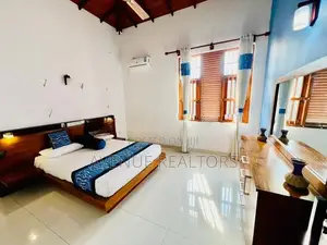 4 Bedroom house for sale in Thalawathugoda