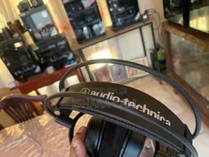 audio-technica DJ headphones