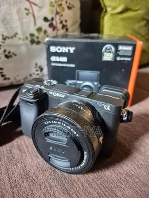 Sony Alpha A6400 Mirrorless Digital Camera with 16-50MM Lens