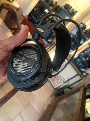 audio-technica DJ headphones