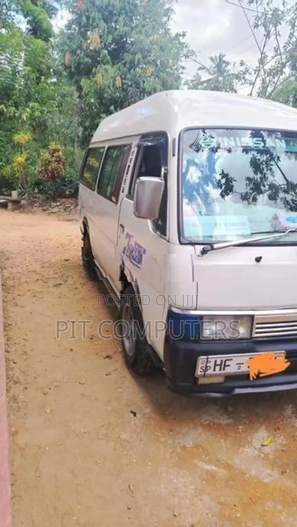 Nissan Caravan QD32 1998