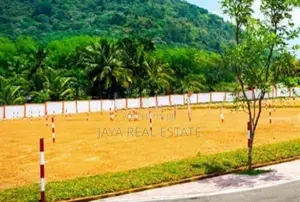 Land For Sale in Meepe