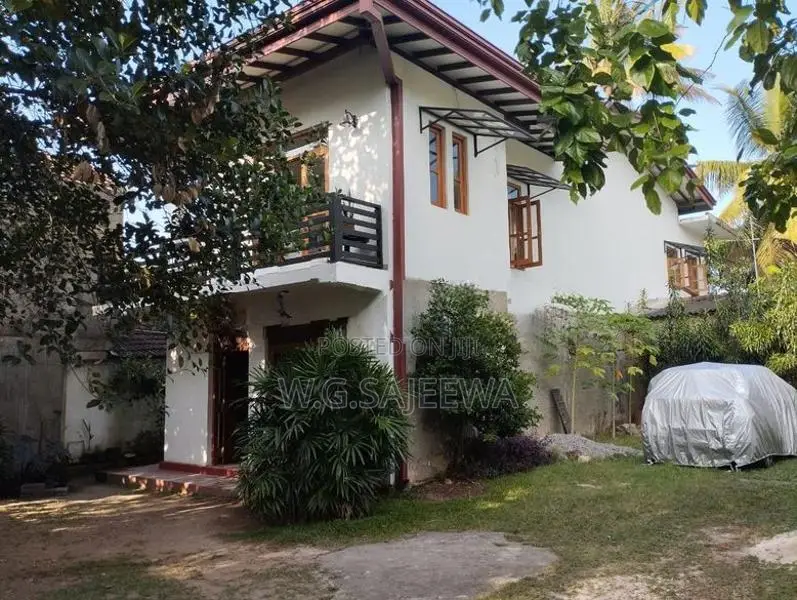 Upstair House Rent in Ja Ela