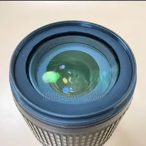 Nikon 18-105 VR DSLR lens