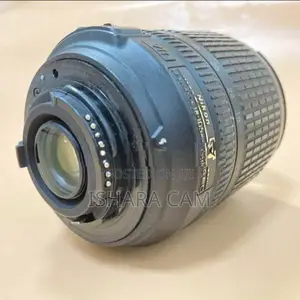 Nikon 18-105 VR DSLR lens