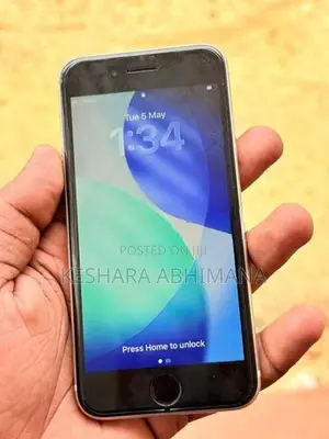 Apple iPhone SE 3 2022 (Used)