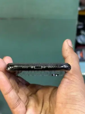Apple iPhone XS (Used)