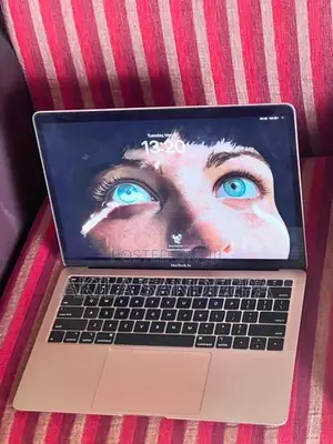 MacBook Air 2018 i5 / 8GB 128GB