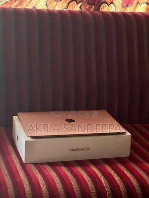 MacBook Air 2018 i5 / 8GB 128GB