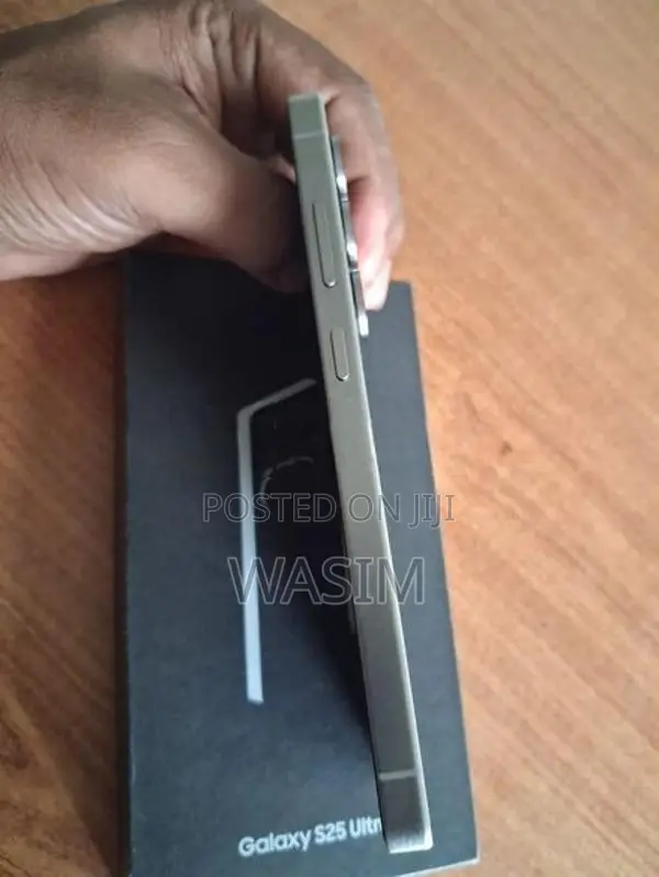 Samsung Galaxy S25 Ultra (Used)