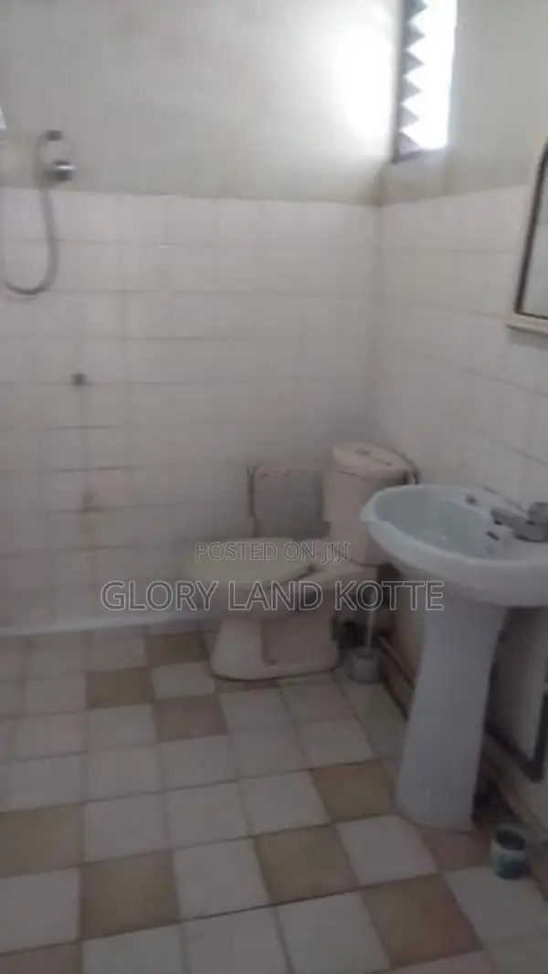 Upstair House for Rent in Mirhana,kotte Road
