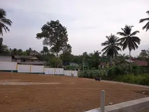 Super location Land in Homagama - Pitipana