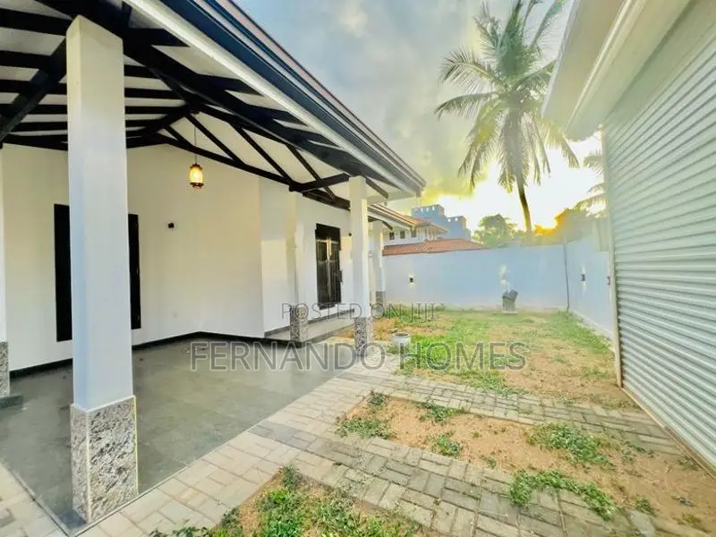 Gated Area Near Beach Side 3 Br Single Story House For Sale Negombo