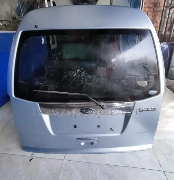 Subaru Sambar TV1 Dicky Door