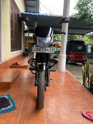 Bajaj Platina 100 ES 2016
