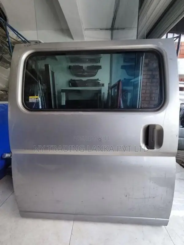Nissan Caravan E25 Sliding Door Right Side