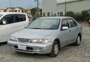 Nissan Pulsar FN15 Headlight