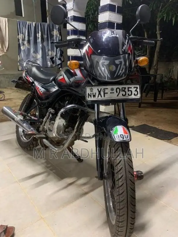 Bajaj CT100 2011