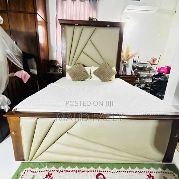 Premium Teak Bed