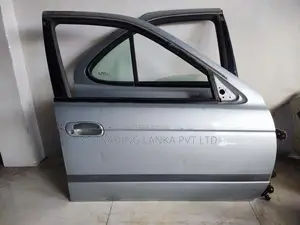 Nissan Sunny FB15 Power Door