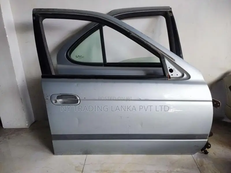 Nissan Sunny FB15 Power Door
