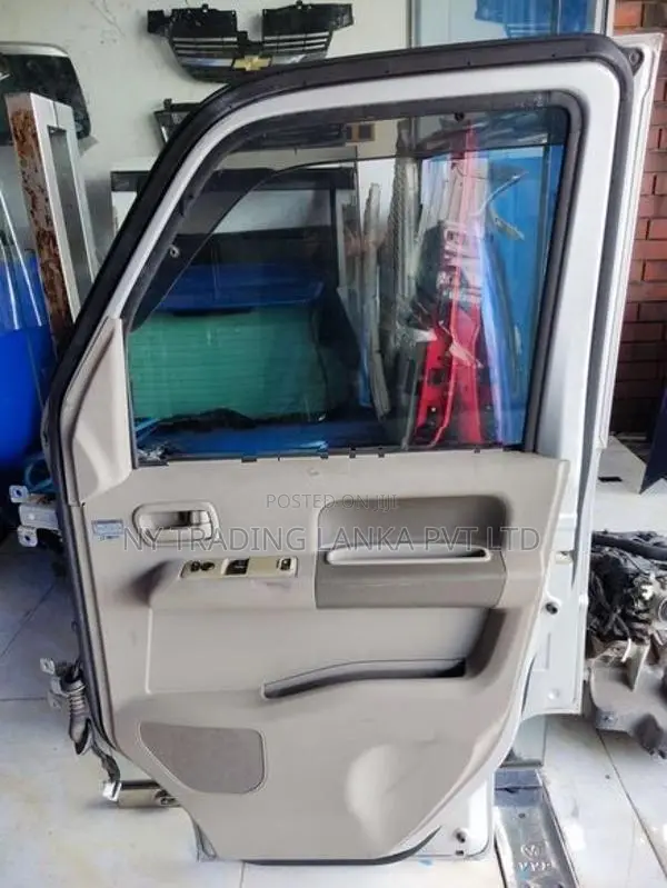Suzuki Every DA 64 Front Door Set Power