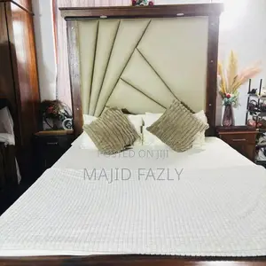 Premium Teak Bed