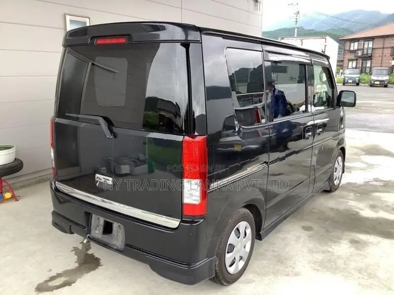Suzuki Every Wagon DA64 Dicky Door