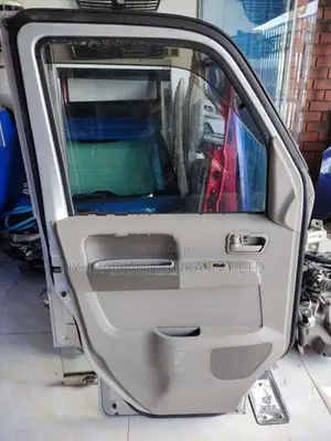 Suzuki Every DA 64 Front Door Set Power