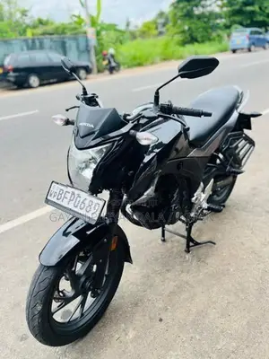 Honda CB Hornet 2017