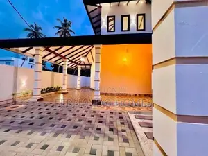 Clear Deeds Well Built Super Completed New House for Sale Negombo