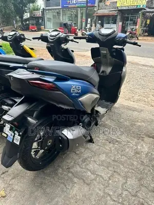 Hero XOOM 125R 2026