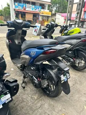 Hero XOOM 125R 2026