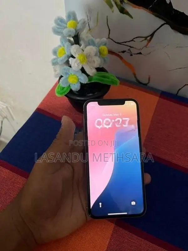 Apple iPhone XS (Used)