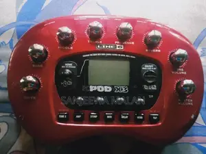 POD X3 Line 6 Lead Guitar and Bass Vocals Pedal