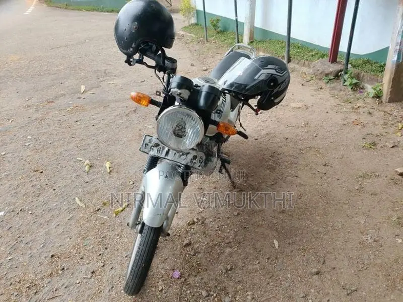 Suzuki EN125-2A China 2007