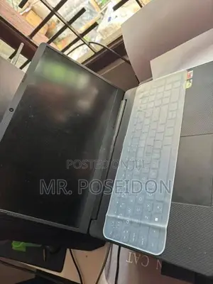 HP 15.6 inch AMD Ryzen 5 4500U 8GB/256GB NVME Laptop